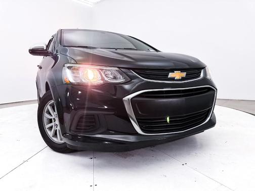 Mosaic Black Metallic 2018 Chevrolet Sonic LT