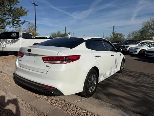 2018 Kia Optima LX Turbo