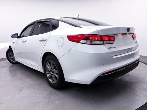 2018 Kia Optima LX Turbo