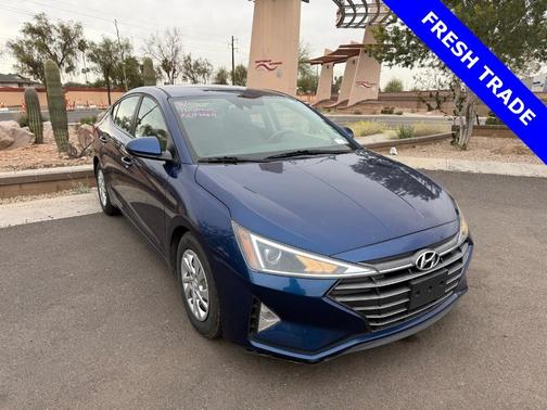 2020 Hyundai ELANTRA SE