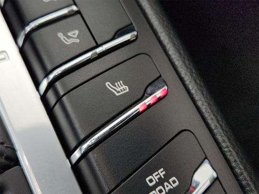 2018 Porsche Macan Base