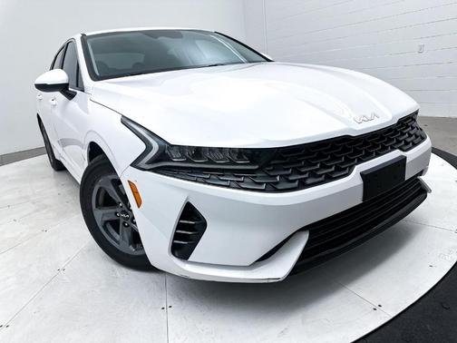 2022 Kia K5 LX