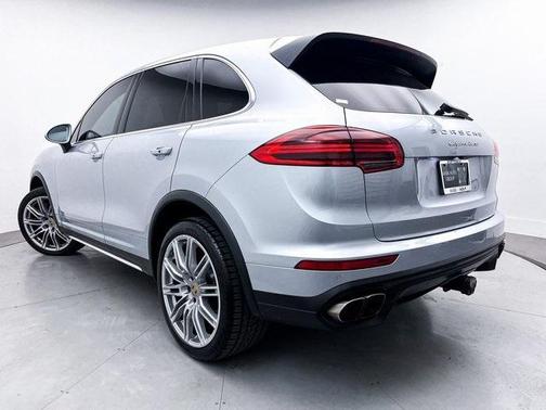 2015 Porsche Cayenne Turbo