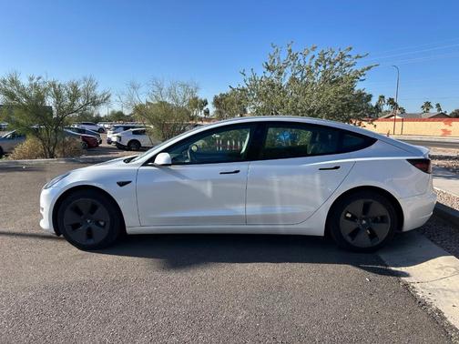 2023 Tesla Model 3 Base