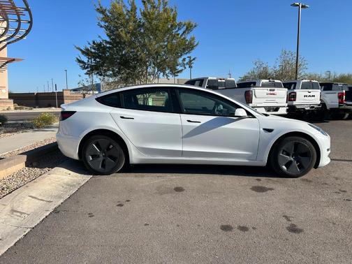 2023 Tesla Model 3 Base