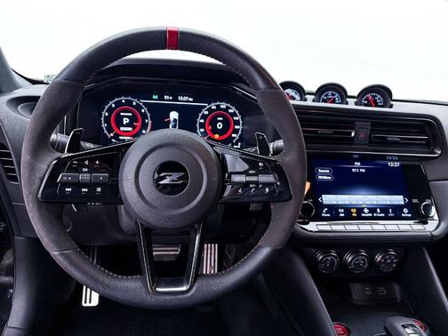 Black Diamond P 2024 Nissan Z NISMO