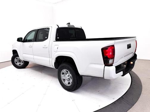White 2022 Toyota Tacoma SR