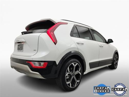 2024 Kia Niro EX Touring