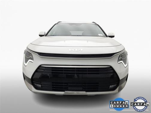 2024 Kia Niro EX Touring