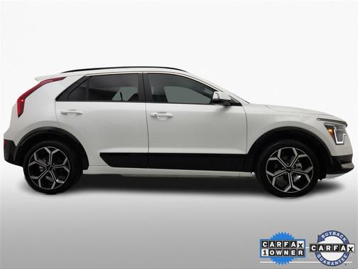 2024 Kia Niro EX Touring