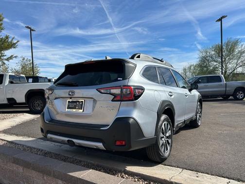 2025 Subaru Outback Limited XT