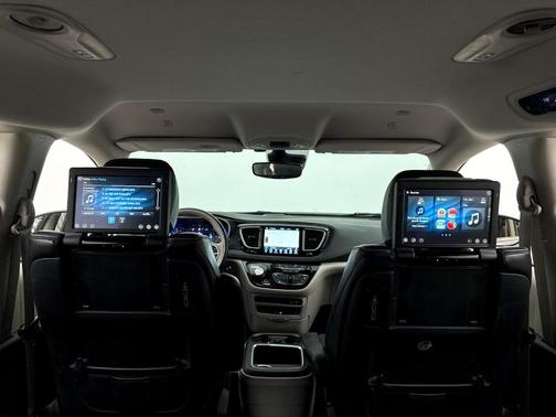 2020 Chrysler Pacifica Hybrid Limited