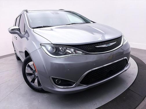 2020 Chrysler Pacifica Hybrid Limited
