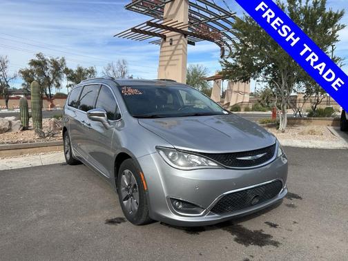 2020 Chrysler Pacifica Hybrid Limited