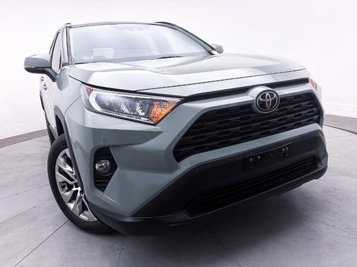 2020 Toyota RAV4 XLE Premium