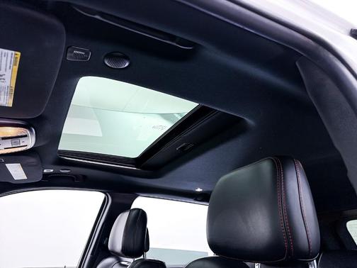 Bright White Clearcoat 2018 Jeep Grand Cherokee Trailhawk