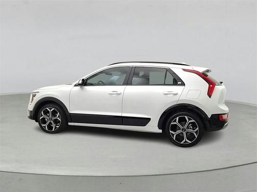 2024 Kia Niro EX Touring