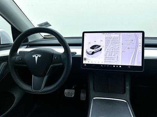 Pearl White Multi 2022 Tesla Model Y Performance