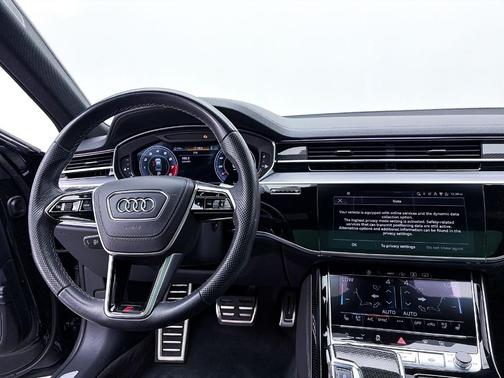 Mythos Black Metallic 2023 Audi S8 4.0T quattro