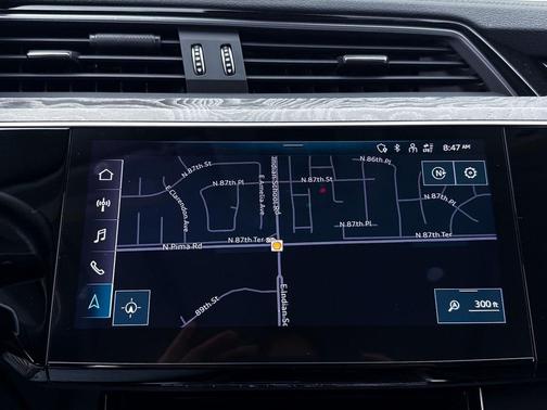 2022 Audi e-tron Premium