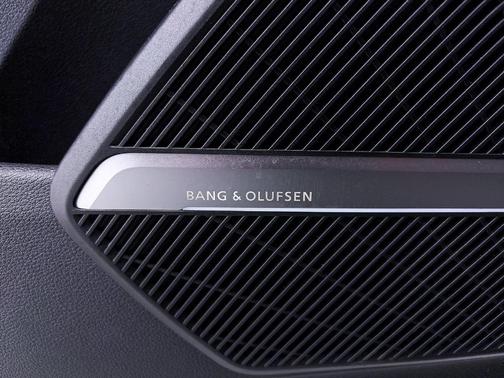 2018 Audi Q5 2.0T Prestige