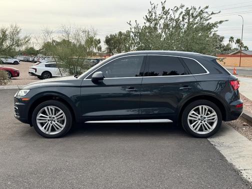 2018 Audi Q5 2.0T Prestige