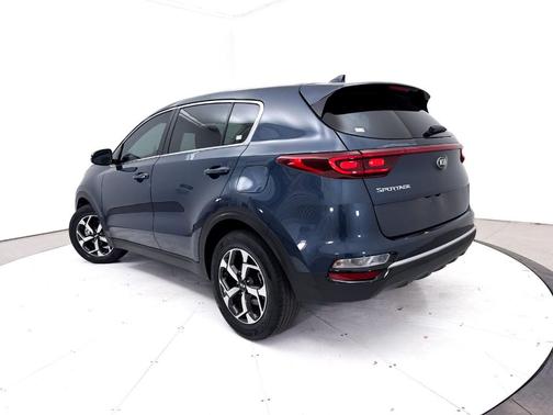Pacific Blue 2021 Kia Sportage LX