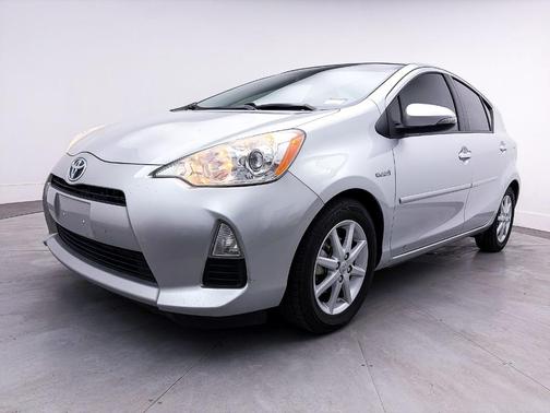 2013 Toyota Prius c Three