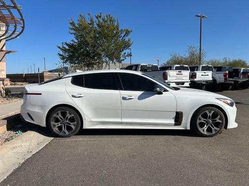 2020 Kia Stinger GT-Line