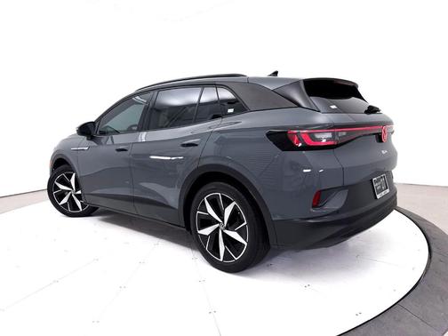 Pure Gray 2023 Volkswagen ID.4 S