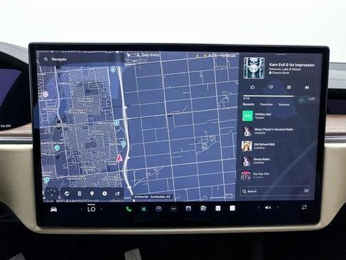 2023 Tesla Model X Standard Range