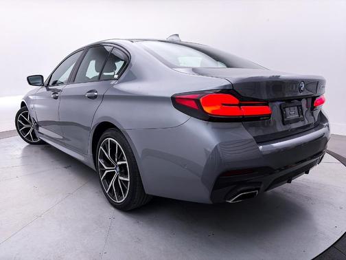 2023 BMW 530e 530e