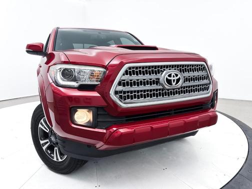 2017 Toyota Tacoma TRD Sport