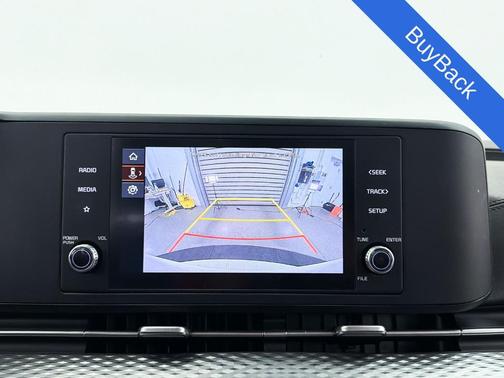 Snow White Pearl 2024 Kia Carnival LX