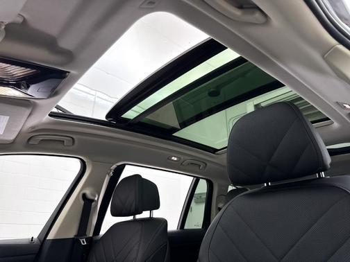 Skyscraper Gray Metallic 2024 BMW X7 xDrive40i