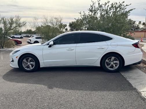 2021 Hyundai SONATA SE