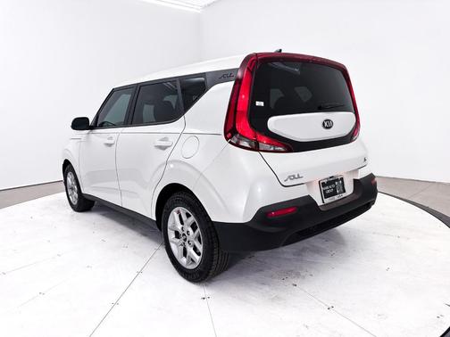 Snow White Pearl 2021 Kia Soul S