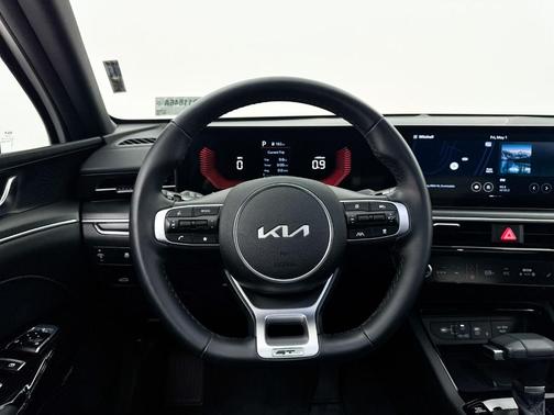 Snow White Pearl 2025 Kia K5 GT-Line