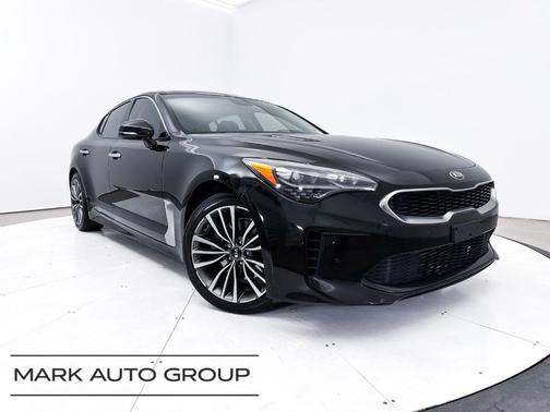Aurora Black 2018 Kia Stinger Premium