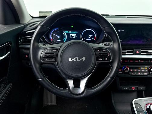 2022 Kia Niro EV EX