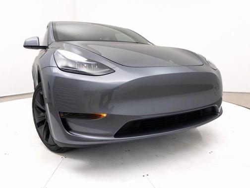 2025 Tesla Model Y Long Range