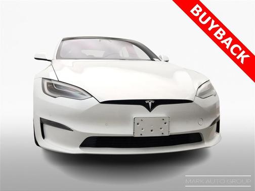 2022 Tesla Model S Base