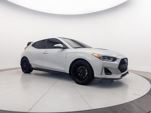 2020 Hyundai Veloster Turbo