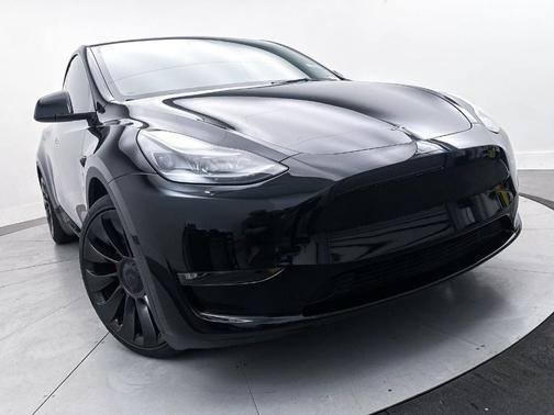 2024 Tesla Model Y Performance