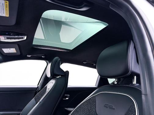 Snow White Pearl 2025 Kia K4 GT-Line