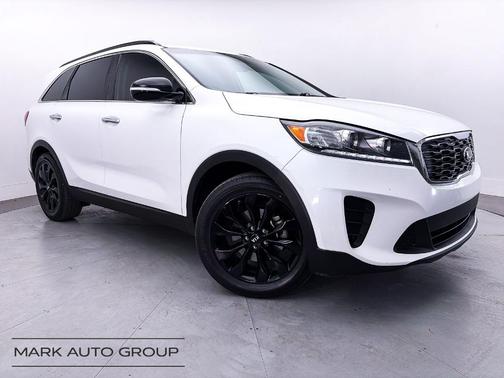 Snow White Pearl 2019 Kia Sorento S