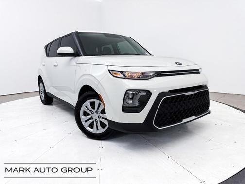 Snow White Pearl 2021 Kia Soul LX