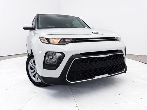 Snow White Pearl 2021 Kia Soul LX
