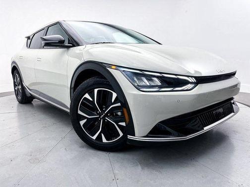 Glacier 2022 Kia EV6 Wind