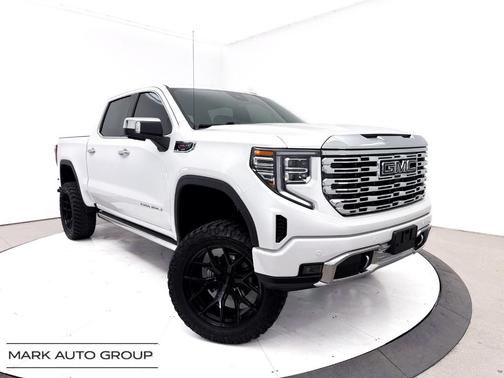 White Frost Tri-Coat 2024 GMC Sierra 1500 Denali